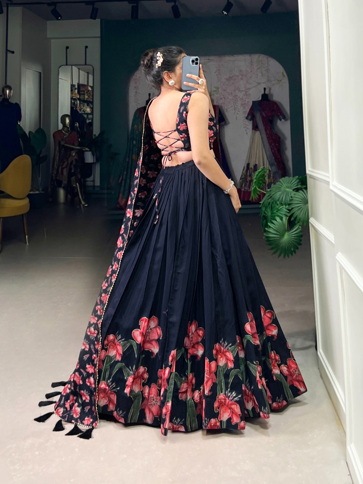 The Perfect Blend of Tradition And Sparkle Lehenga Choli for Women