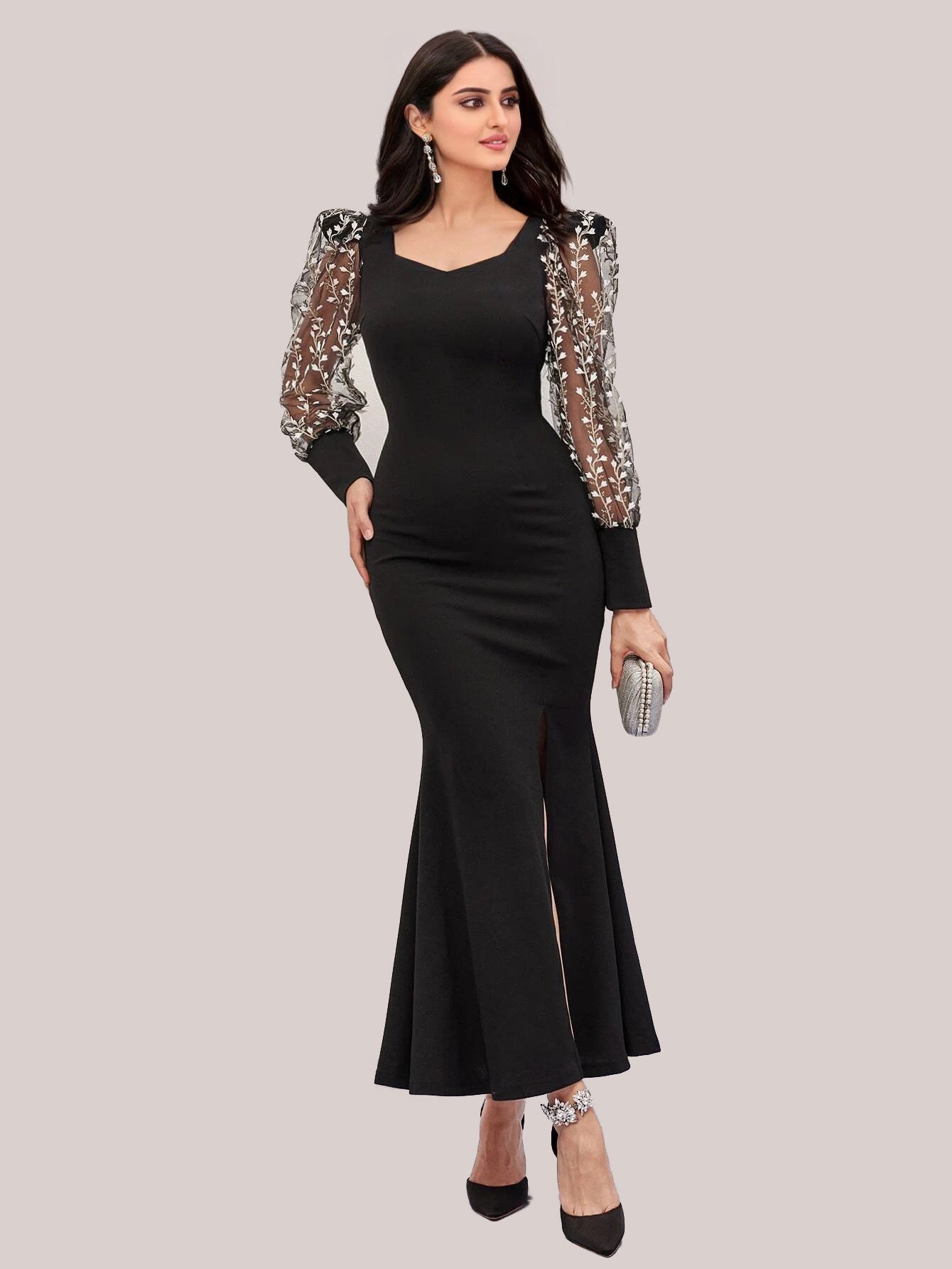 Sleek Black Full-Length Bodycon Dress 1