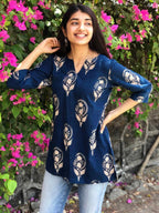 Women Trendy Floral Fashionable block print Blue Kurti