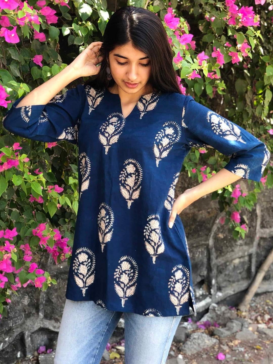Women Trendy Floral Fashionable block print Blue Kurti