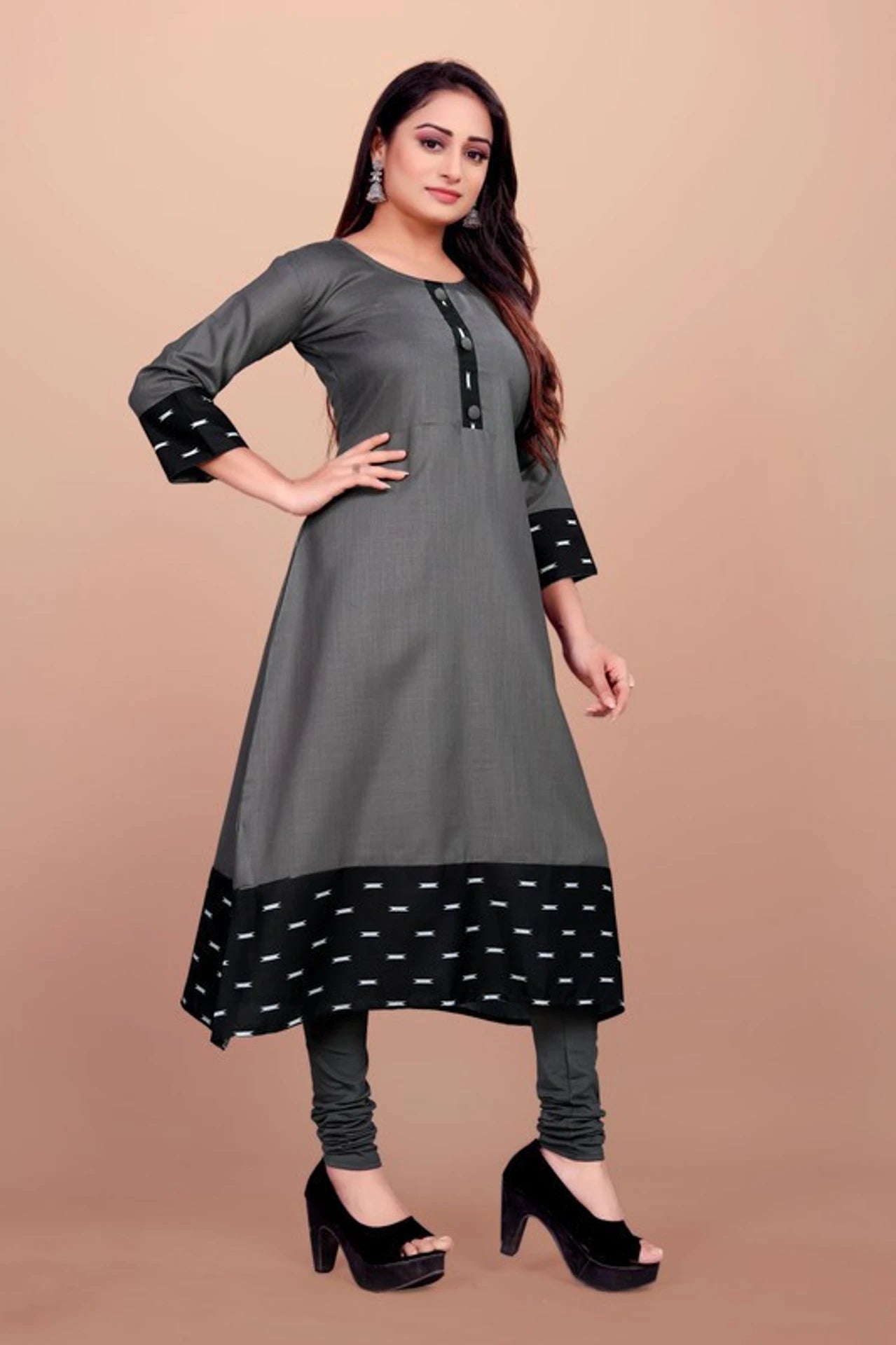 Women Solid Flared Round Neck Cotton Grey Gown