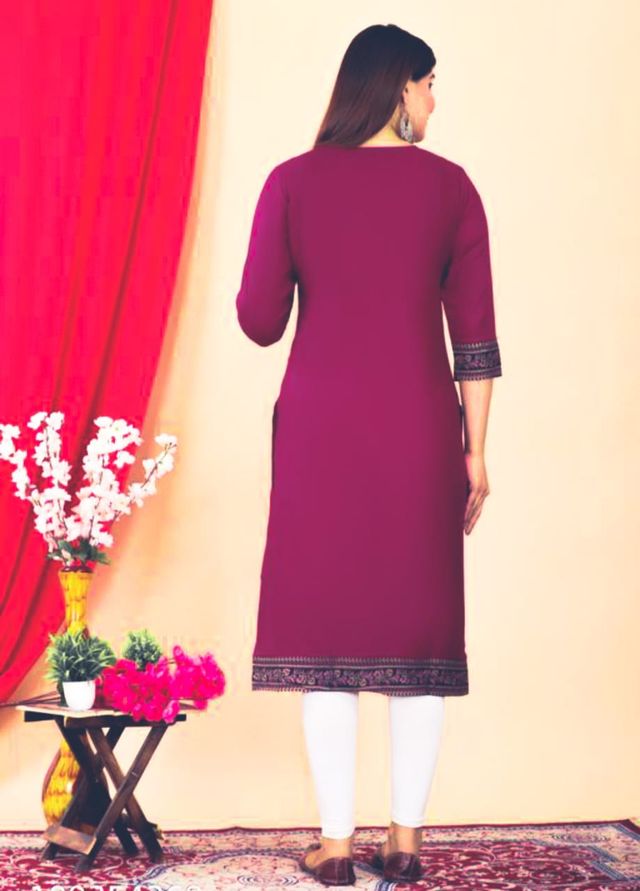 Women Floral Print Straight Maroon Kurti
