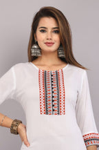 Women Floral Print Straight White Kurti