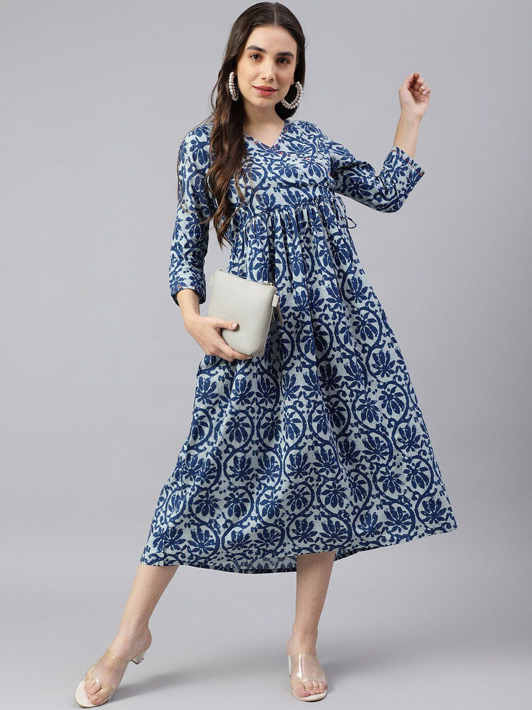 Women Floral Print V-Neck Flared Maxi Dress